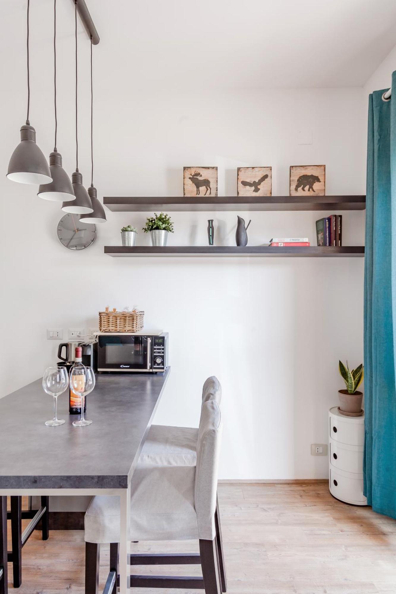 Open The Classic Wooden Shutters At A Cozy City Nest Firenze Esterno foto